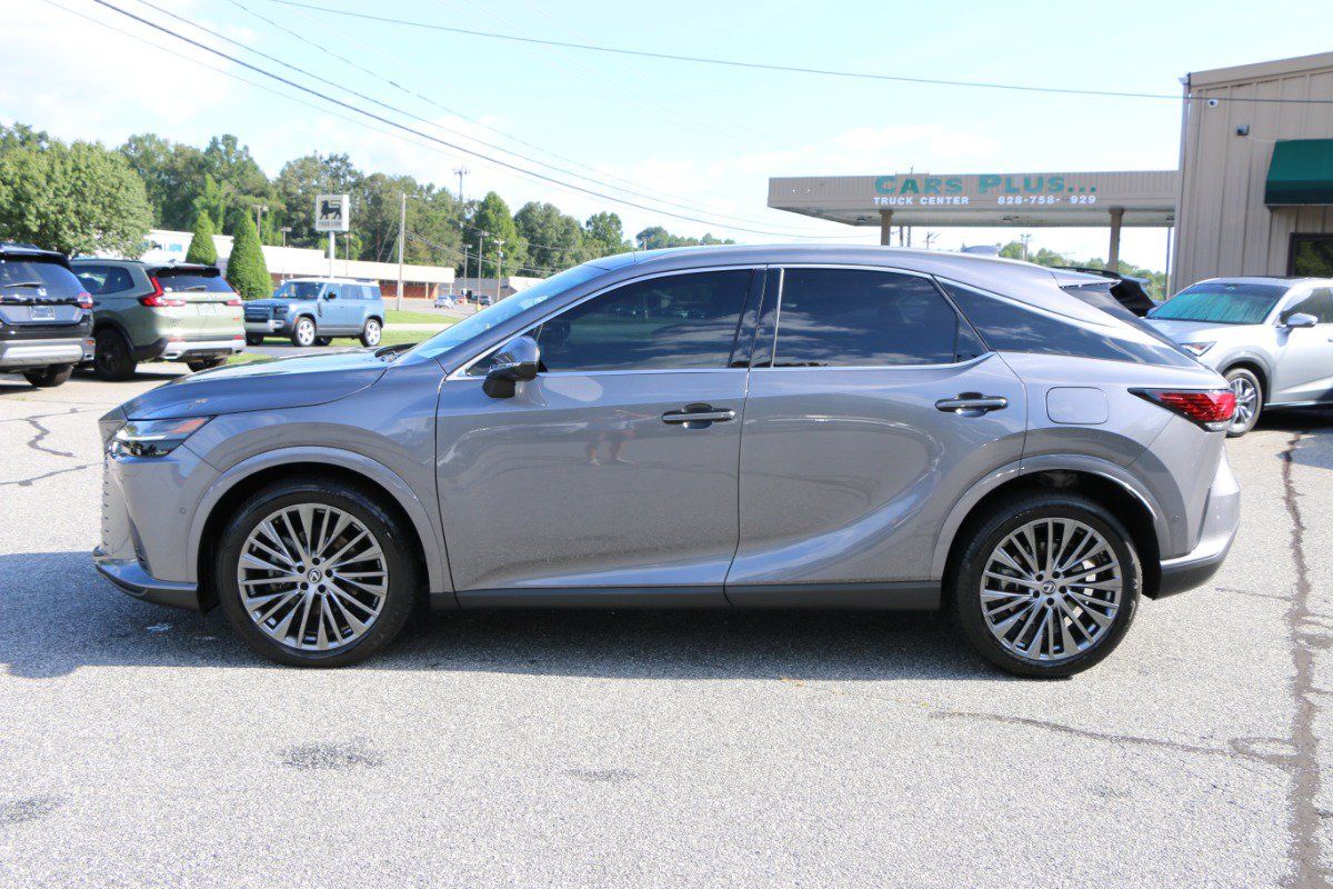 Used 2023 Lexus RX 350 FWD w/ Accessory Package image 2