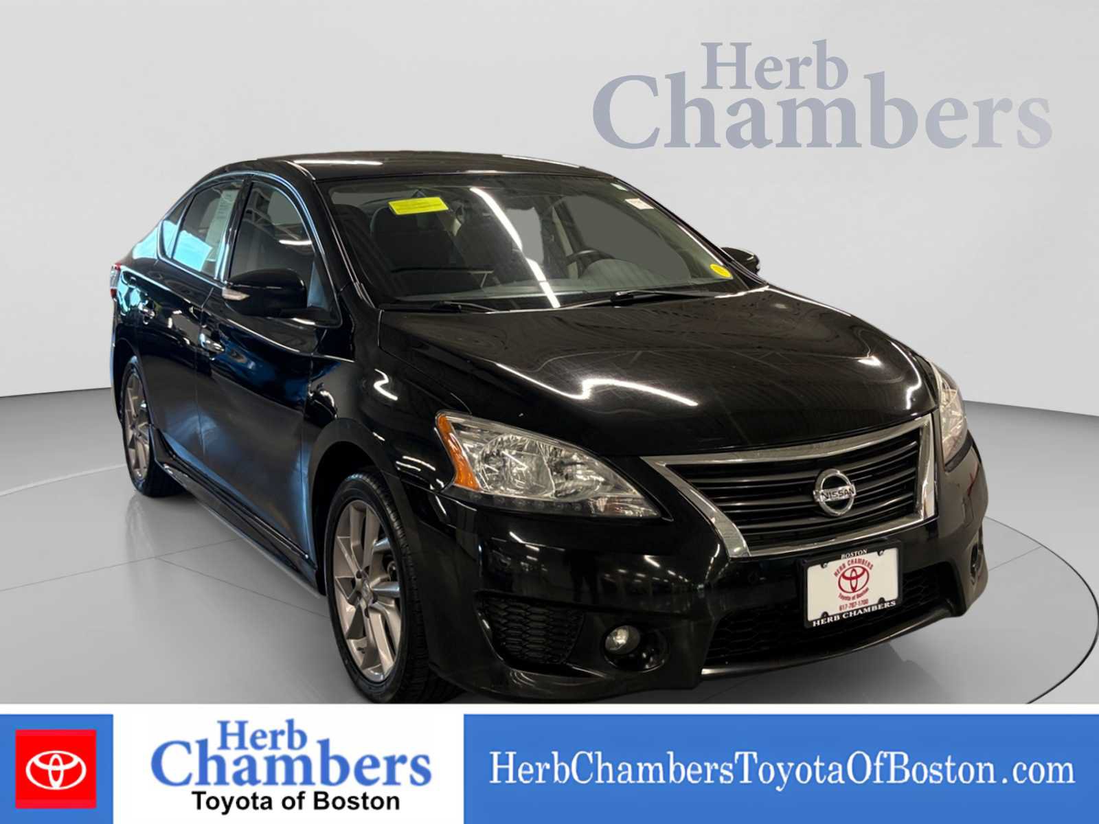 Used 2015 Nissan Sentra SR w/ Navigation Package FWD image 1