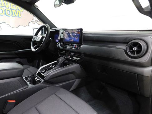 Used 2024 Chevrolet Colorado Trail Boss w/ Safety Package AWD/4WD image 78