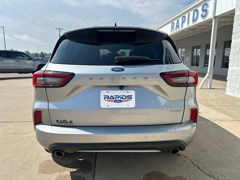 Used 2023 Ford Escape ST-Line w/ Tech Pack #1 AWD/4WD image 6