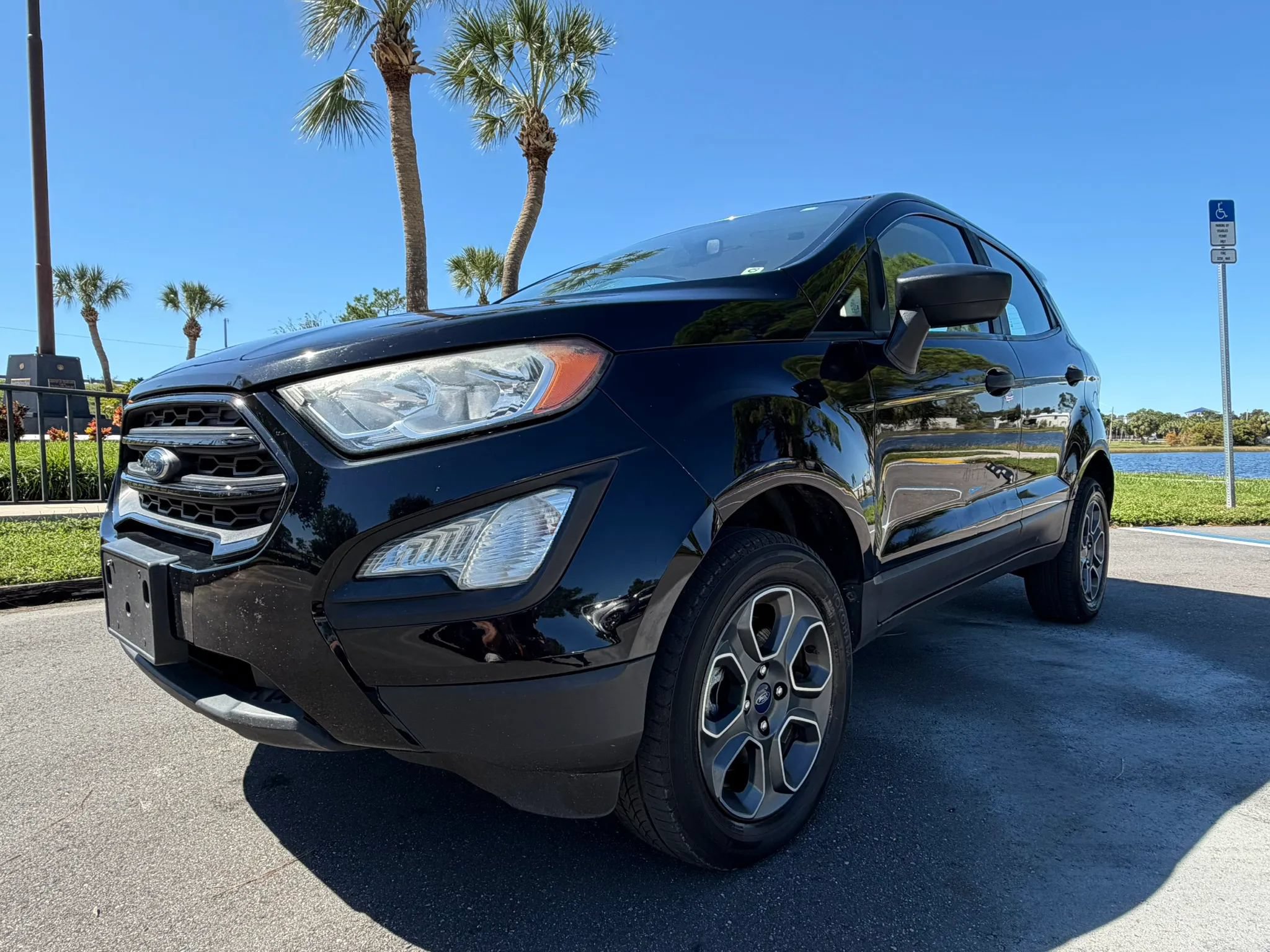Used 2020 Ford EcoSport S AWD/4WD image 10