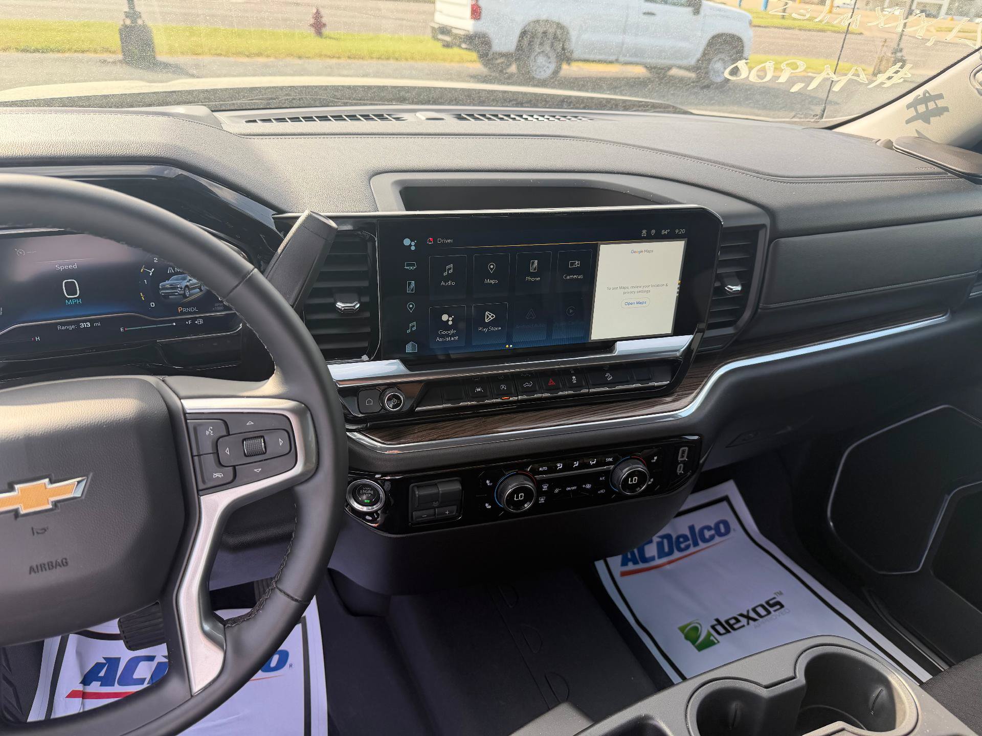 Used 2024 Chevrolet Silverado 1500 LT AWD/4WD image 13