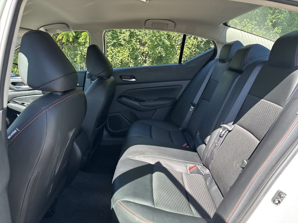 Certified 2025 Nissan Altima 2.5 SR FWD image 17