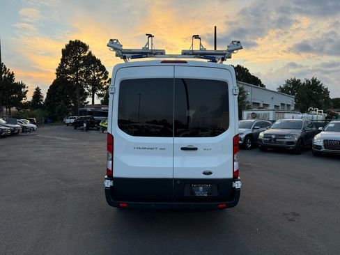 Used 2016 Ford Transit 150 XLT image 9