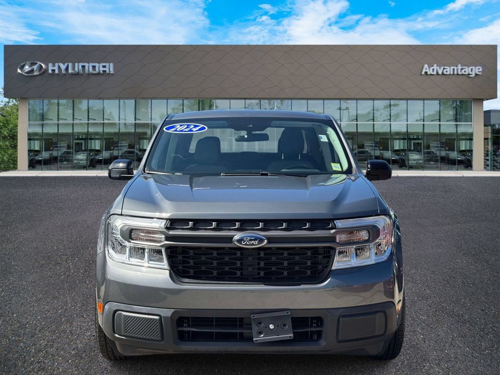 Used 2024 Ford Maverick XLT w/ XLT Luxury Package FWD image 2