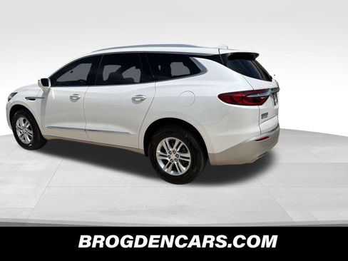 Used 2018 Buick Enclave Essence w/ Trailering Package FWD image 6