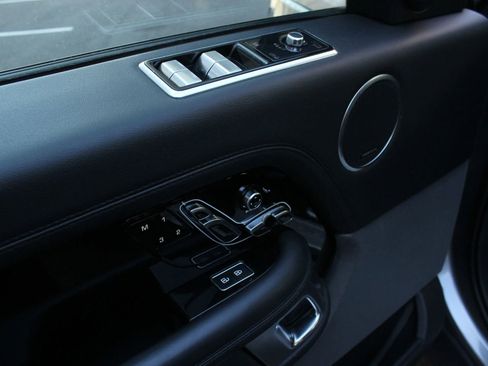 Used 2021 Land Rover Range Rover Westminster Edition image 16