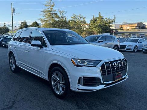 Used 2022 Audi Q7 3.0T Premium Plus image 2