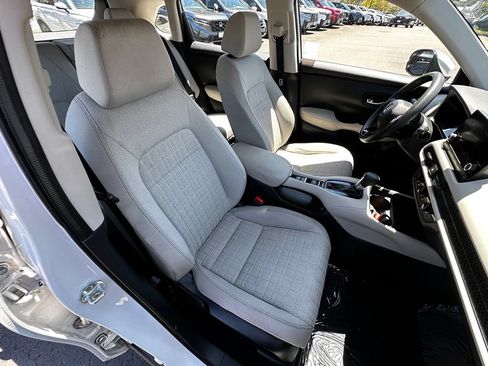 Used 2023 Honda HR-V LX image 13
