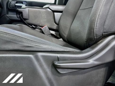 Used 2021 Chevrolet Silverado 1500 Custom AWD/4WD image 19