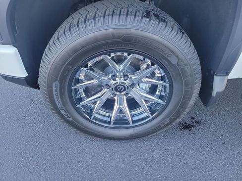 Used 2025 GMC Sierra 1500 Denali image 31