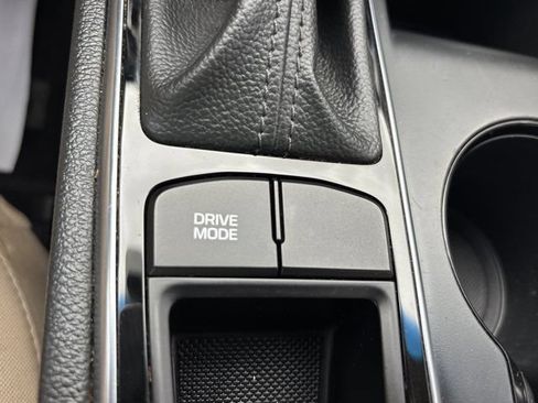 Used 2016 Hyundai Sonata SE FWD image 32