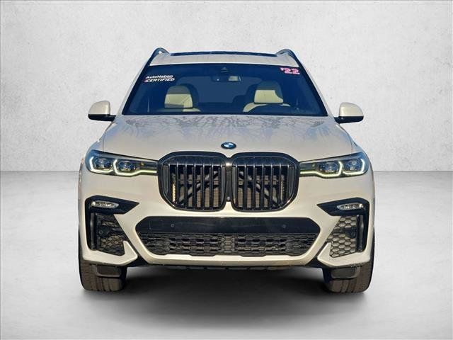 Used 2022 BMW X7 M50i w/ Executive Package AWD/4WD image 2