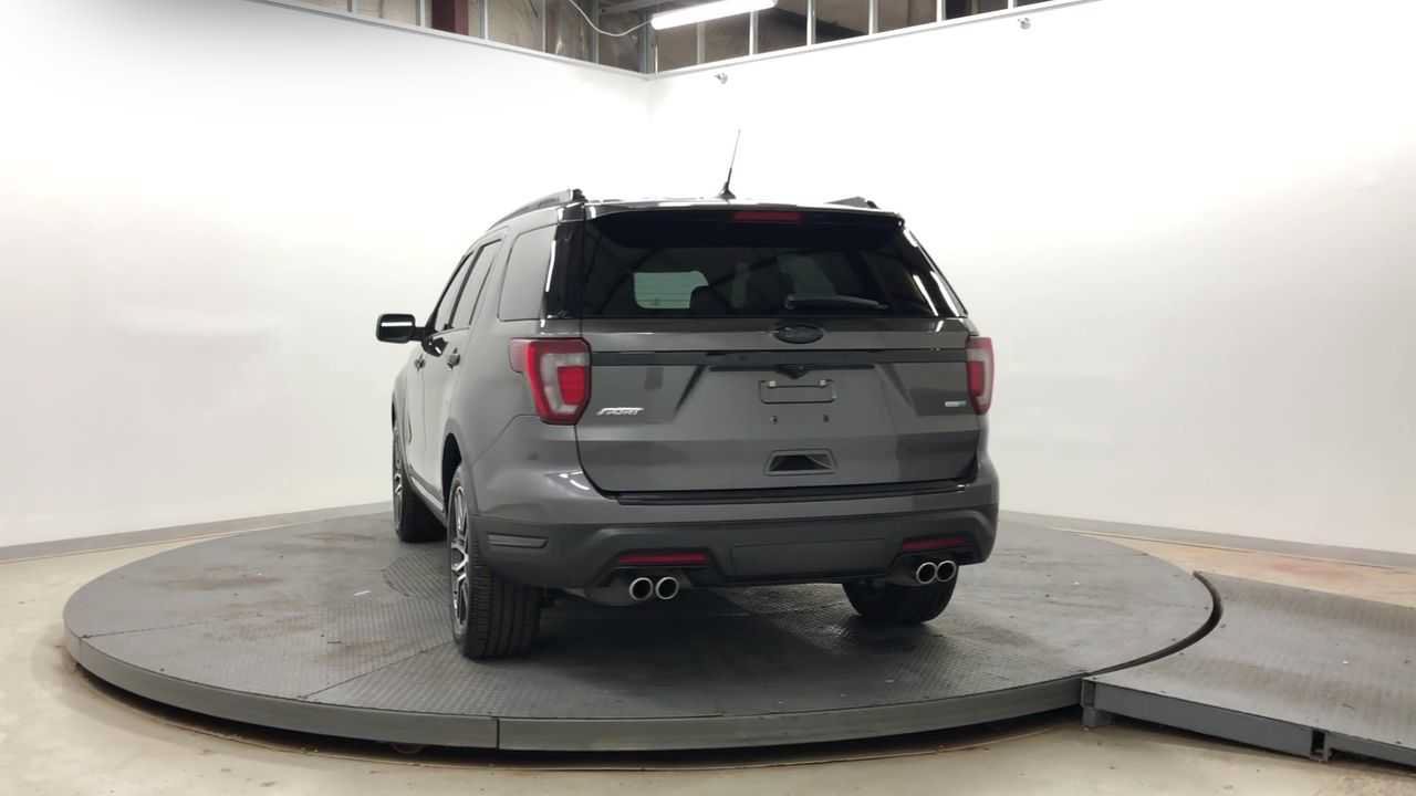 Used 2018 Ford Explorer Sport w/ Equipment Group 401A AWD/4WD image 2