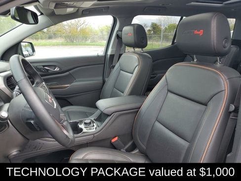 Used 2023 GMC Acadia AT4 w/ Technology Package AWD/4WD image 6