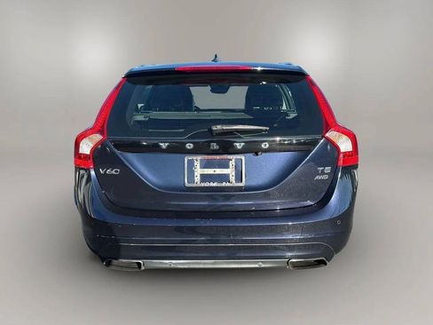 Used 2016 Volvo V60 T5 Platinum AWD/4WD image 6