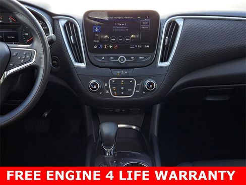 Used 2024 Chevrolet Malibu LT image 24