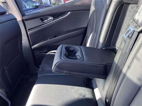 Certified 2022 Lincoln Nautilus Reserve image 14