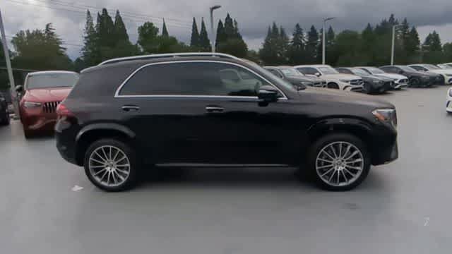 Used 2025 Mercedes-Benz GLE 580 4MATIC image 9