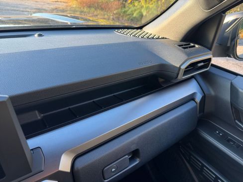 Used 2025 Toyota 4Runner SR5 image 30