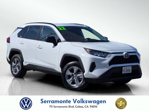 Used 2022 Toyota RAV4 LE AWD/4WD image 1