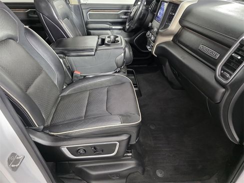 Certified 2020 RAM 1500 Laramie w/ Off Road Group image 31