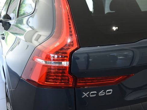 Used 2024 Volvo XC60 T8 Ultimate w/ Protection Package Premier AWD/4WD image 9