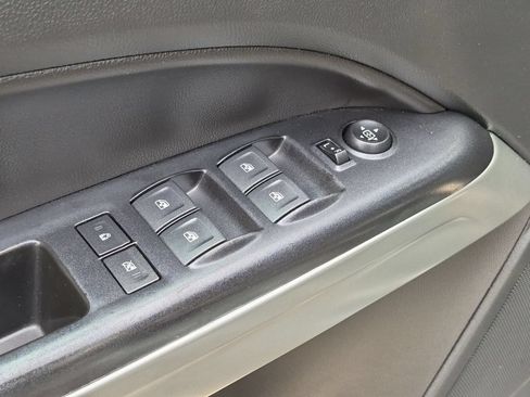 Used 2020 Chevrolet Colorado ZR2 AWD/4WD image 11