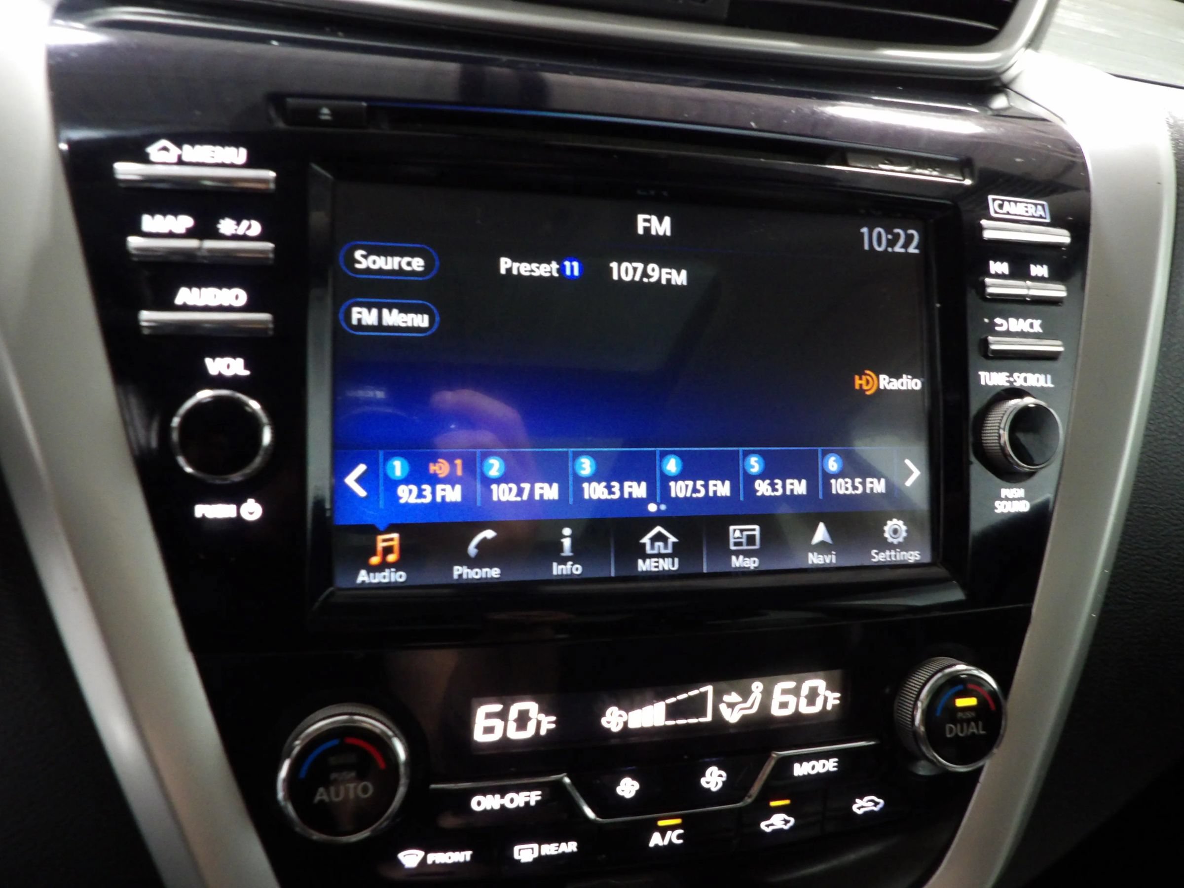 Used 2017 Nissan Murano SL w/ SL Technology Package AWD/4WD image 8