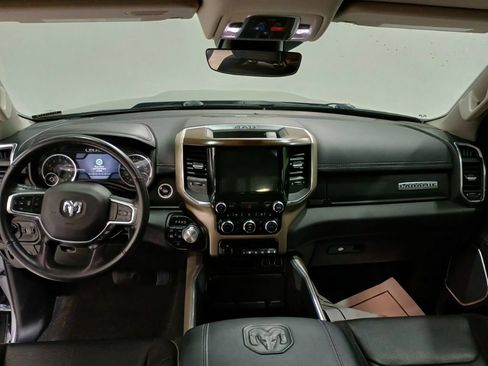 Used 2022 RAM 1500 Laramie AWD/4WD image 16
