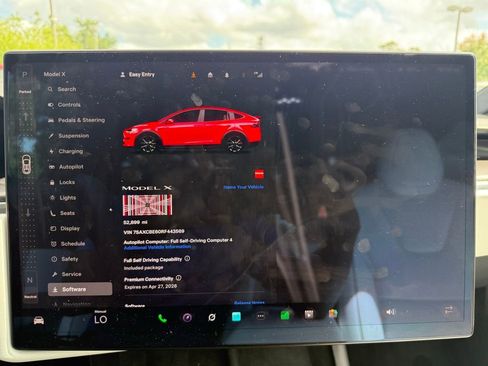 Used 2024 Tesla Model X Plaid image 26