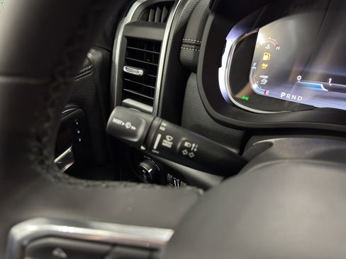 Used 2025 RAM 2500 Laramie image 33