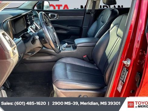 Used 2021 Kia Sorento S image 18