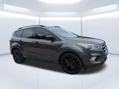 Used 2017 Ford Escape SE w/ Equipment Group 201A