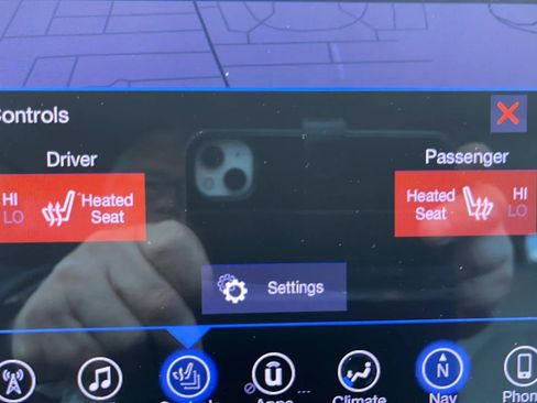 Used 2017 Chrysler Pacifica Touring-L image 19