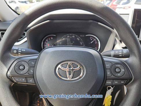 Used 2024 Toyota RAV4 LE FWD image 18