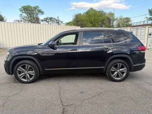 Used 2019 Volkswagen Atlas SE FWD image 2