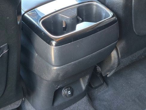 Used 2020 Kia Telluride LX AWD/4WD image 16