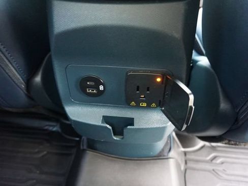 Used 2024 Ford Maverick Lariat FWD image 26