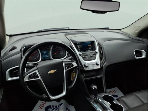 Used 2016 Chevrolet Equinox LTZ w/ Enhanced Convenience Package image 9