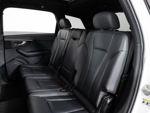 Used 2021 Audi Q7 2.0T Premium w/ Convenience Package image 24