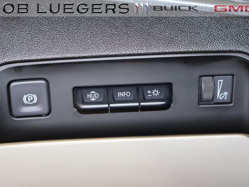 Certified 2023 Buick Enclave Avenir w/ Trailering Package, 5000 lbs. image 29