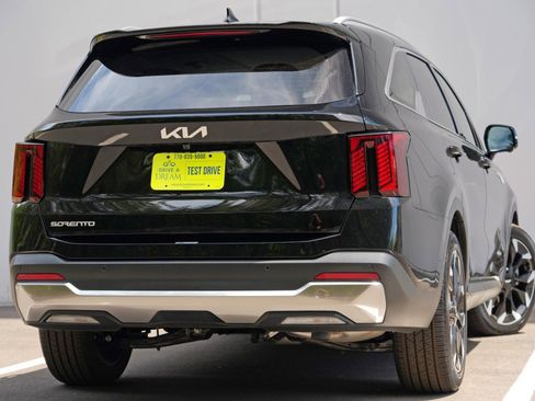 Used 2024 Kia Sorento SX FWD image 5