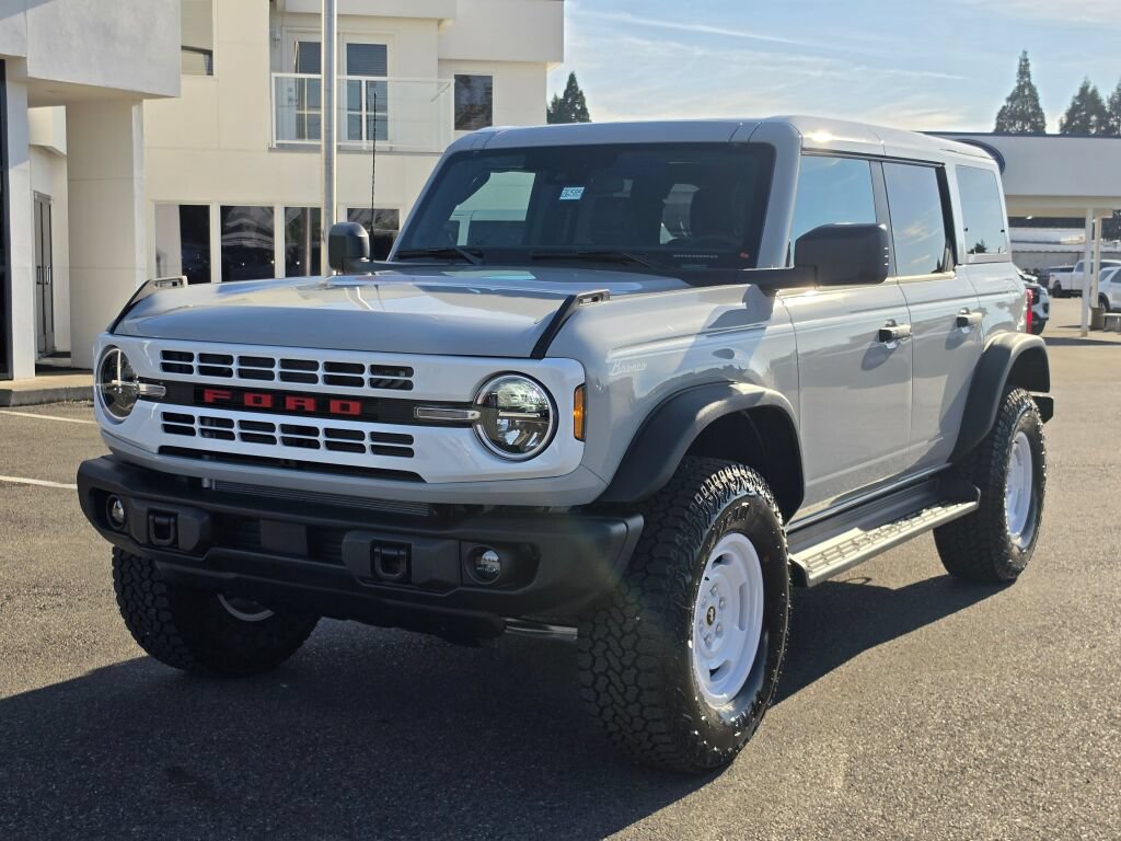 New 2026 Ford Bronco Heritage Edition AWD/4WD image 2