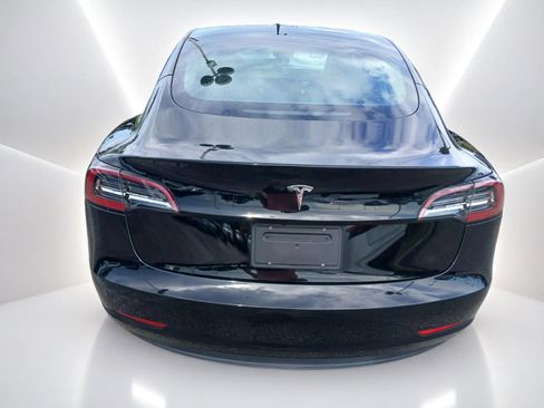 Used 2023 Tesla Model 3 Standard Range RWD image 4