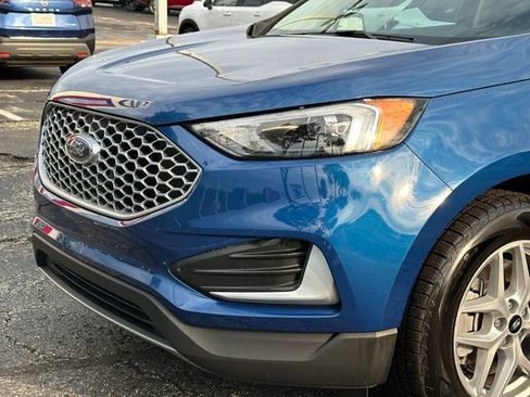 Used 2024 Ford Edge SEL AWD/4WD image 9