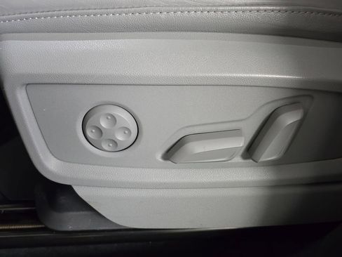 Used 2022 Audi Q5 2.0T Premium image 14