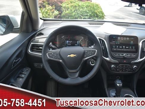 Certified 2018 Chevrolet Equinox LT w/ Sun & Infotainment Package FWD image 27