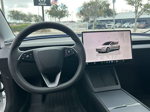 Used 2025 Tesla Model 3 Long Range image 7