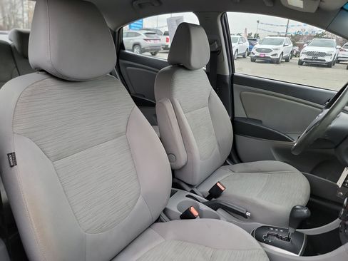 Used 2017 Hyundai Accent SE image 19